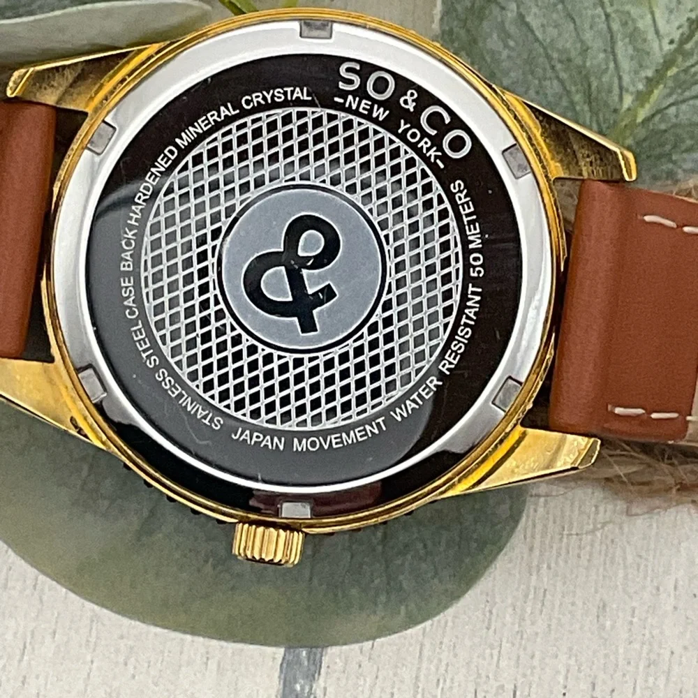 Gold Watch‎ with Brown Leather Strap